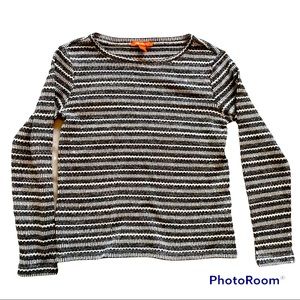 Long sleeve top with amazing colour pattern size xs Joe Fresh